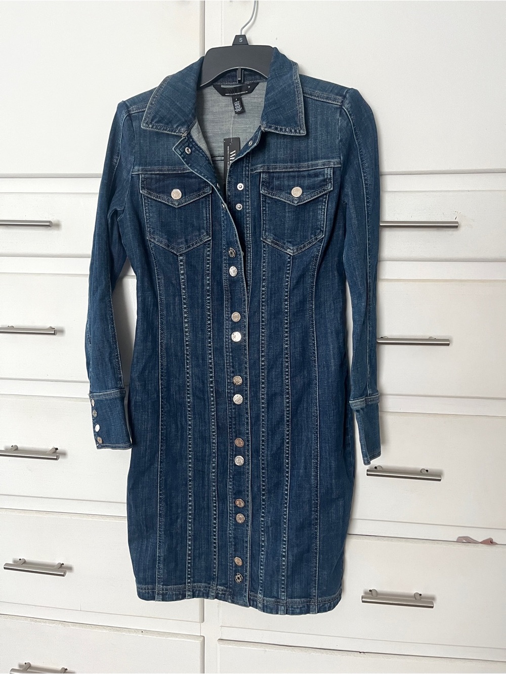 White House Black Market Dark Wash Denim Shacket Dress size 2 - Picture 2 of 10